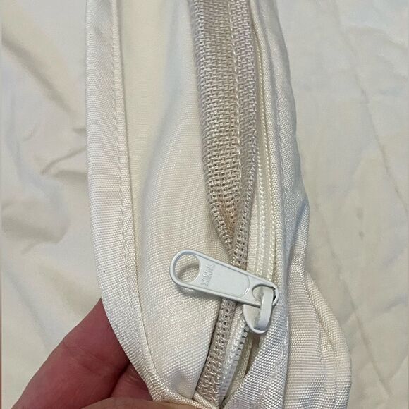 Pottery Barn Torrey Square Arm Outdoor Sofa Cushion Cover (86") - Picture 2 of 12